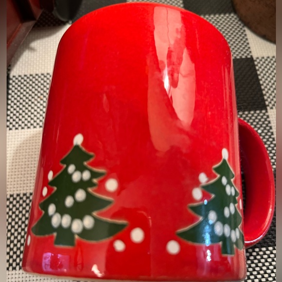 VINTAGE WAECHTERSBACH W. GERMANY RED CHRISTMAS TREES MUG - Picture 2 of 4